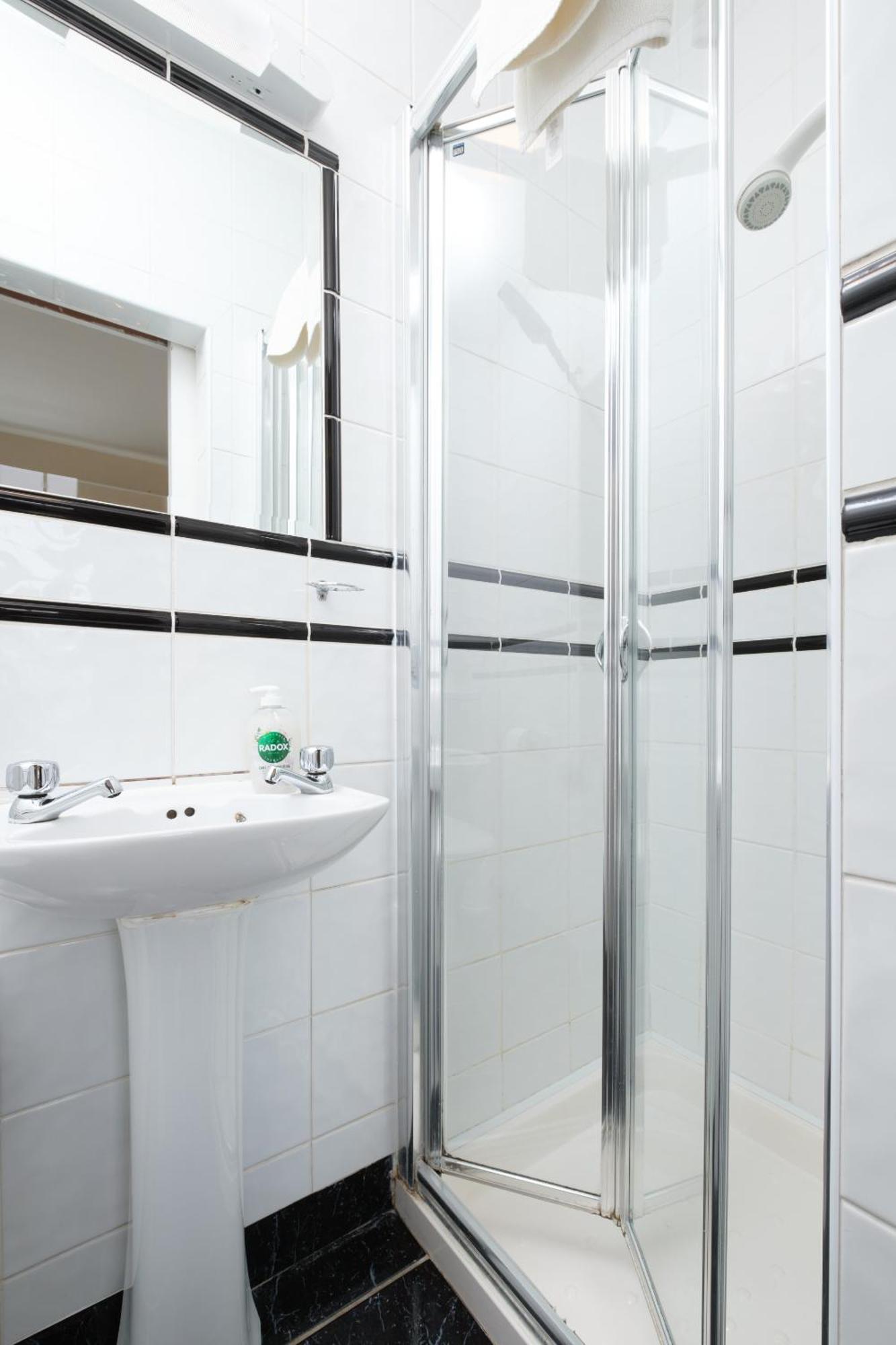 Four Seasons B&B Galway Exteriör bild