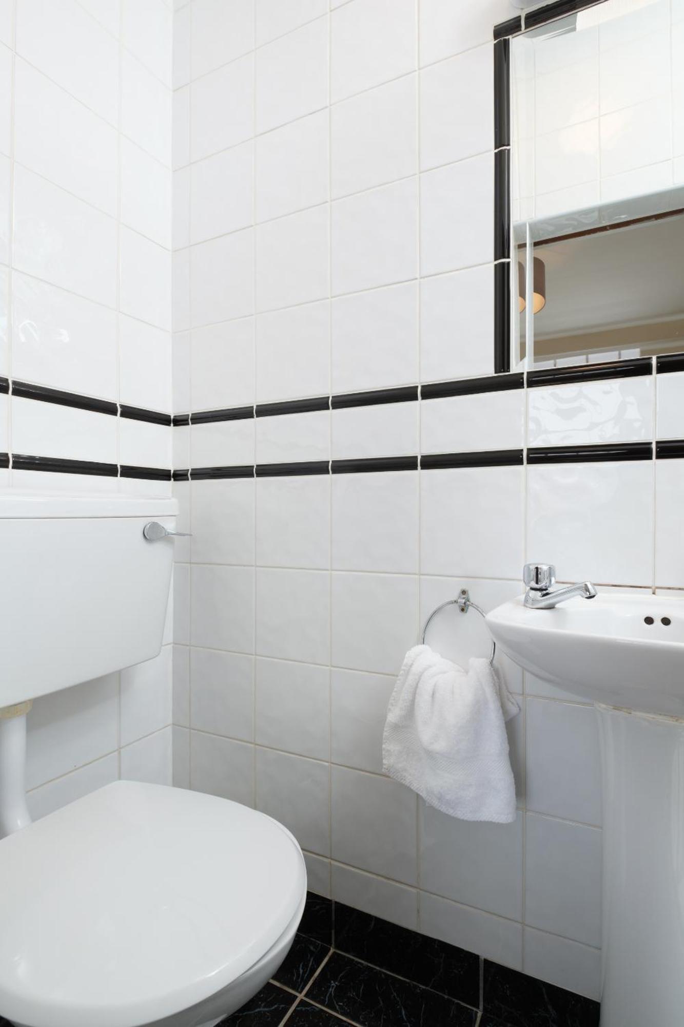 Four Seasons B&B Galway Exteriör bild