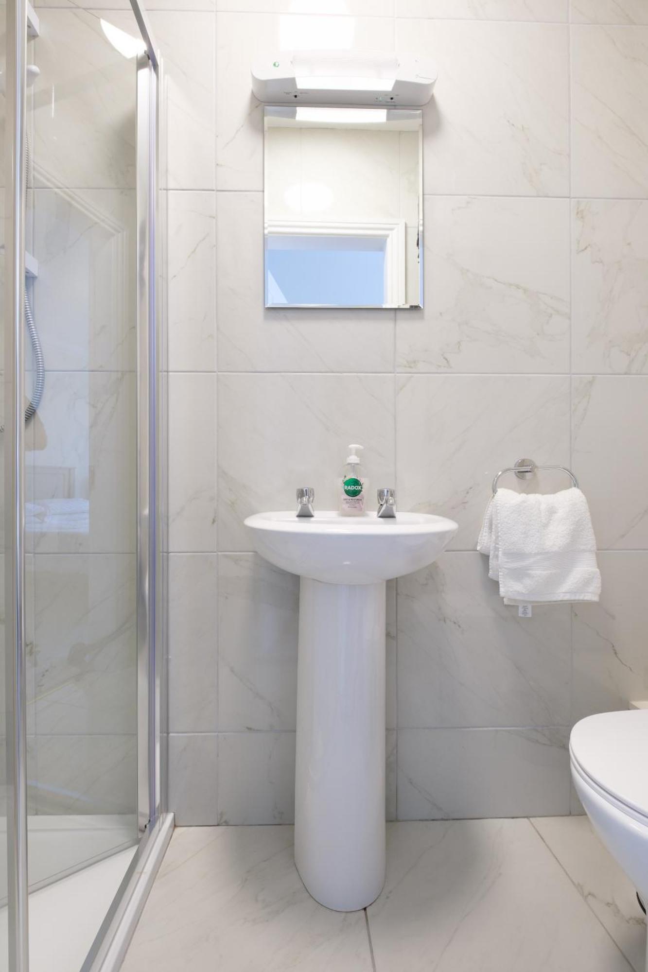 Four Seasons B&B Galway Exteriör bild