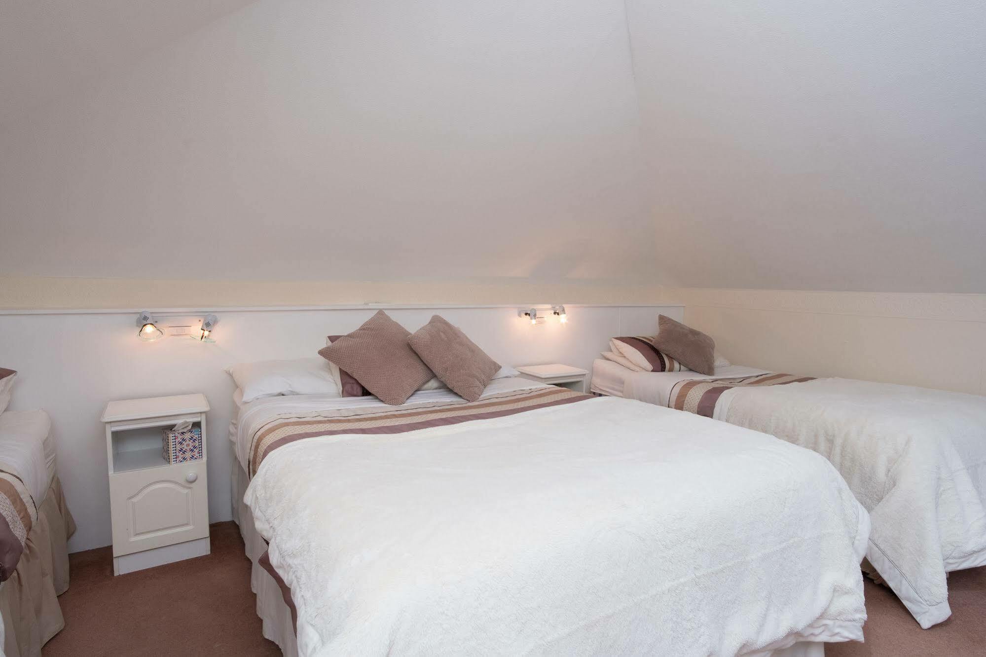 Four Seasons B&B Galway Exteriör bild